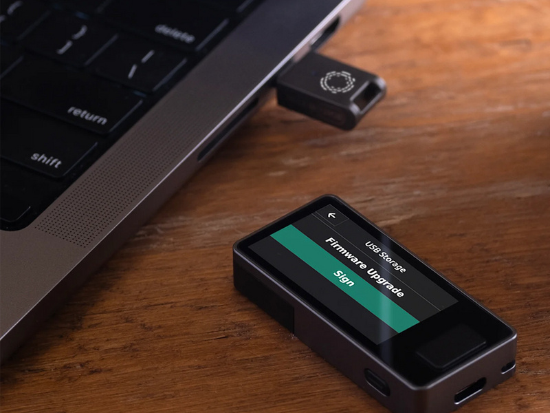 Blockstream JadeLink, Air-Gapped USB Drive, USB-C, 64GB